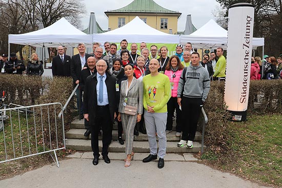 prominente Unterstützung hatte der Takeda Organspendelauf 2019 am 27. März 2019 in München  (©Foto: Martin Schmitz)